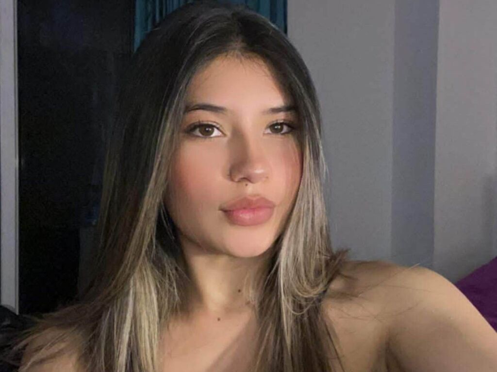 Amber Cabrales Picture